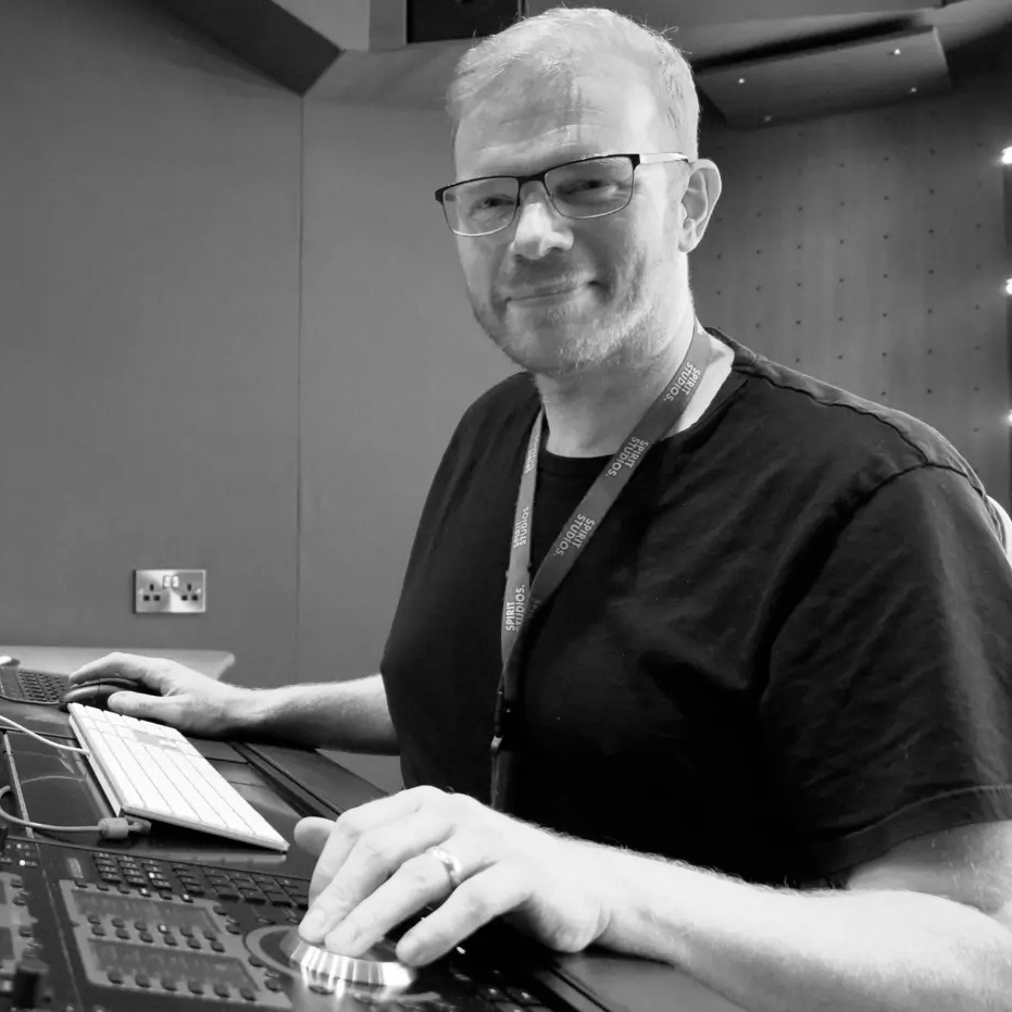 Profile : DJ : Jonathan Radford